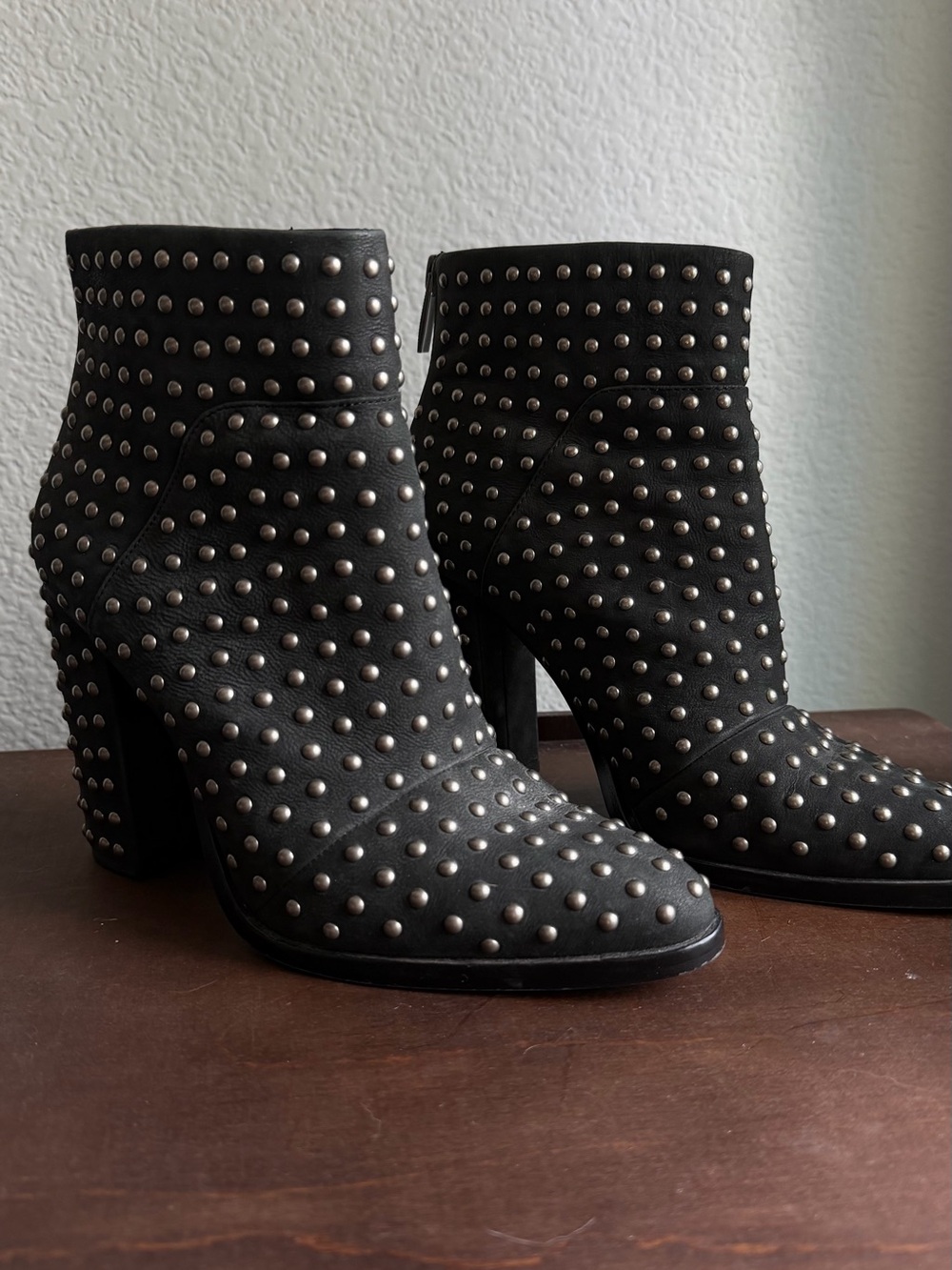Mercer Edit Black Studded Leather Ankle Booties 7.5 Block Heel Rock Chic Moto